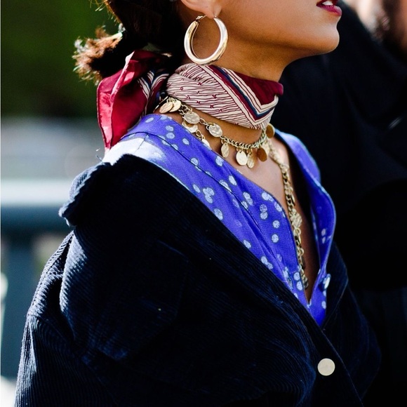 Meet your Posher! - Picture 2 of 6